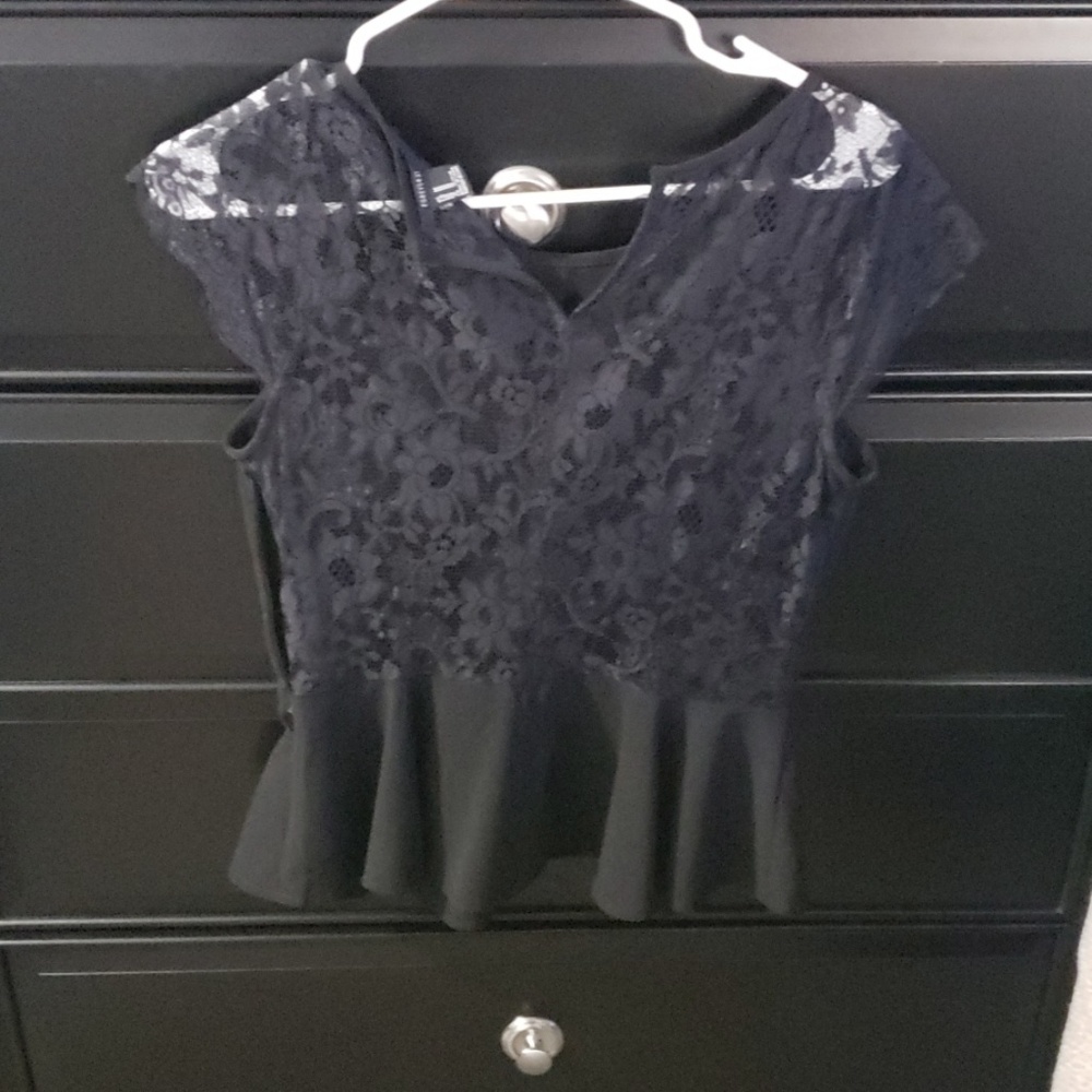 Black Top - Picture 3 of 3